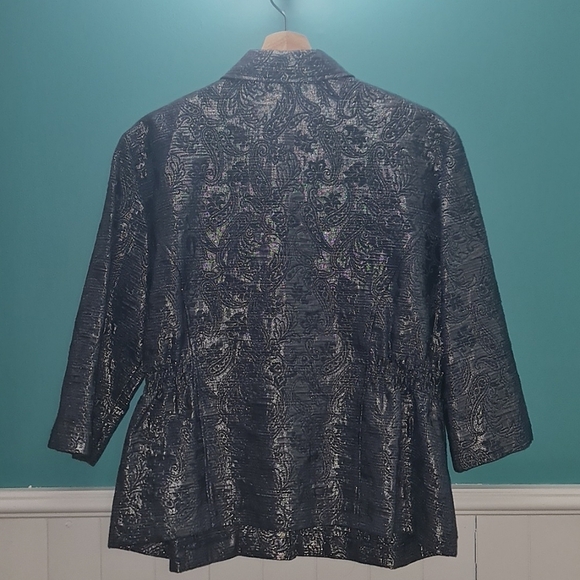 Vintage Woman's Alfred Dunner blue / metalic gray paisley button-up blazor - Picture 3 of 7